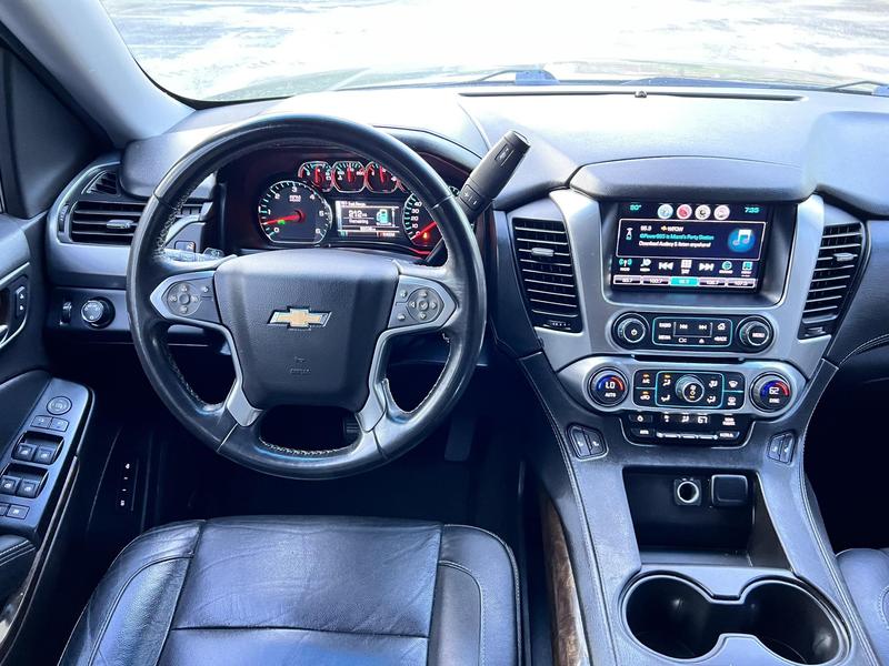 2016 Chevrolet Suburban SUV - $28,900