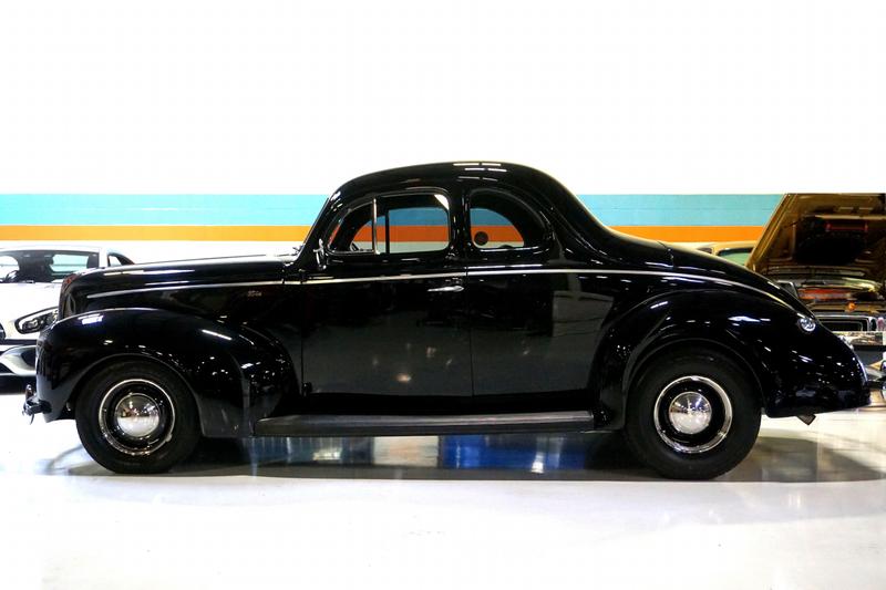1940 Ford Standard Business Coupe 