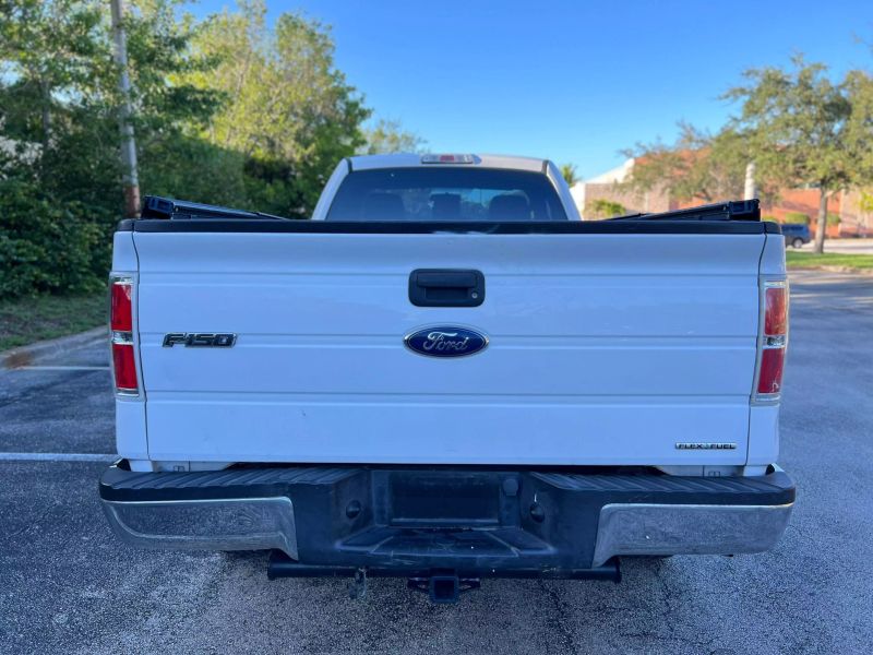2013 Ford F150 Regular Cab  - $12,500