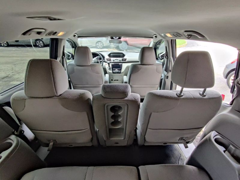 2014 HONDA Odyssey Minivan - $14,700