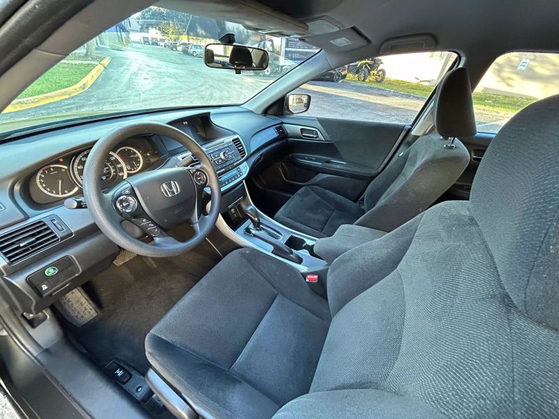 2013 HONDA Accord Sedan - $11,800