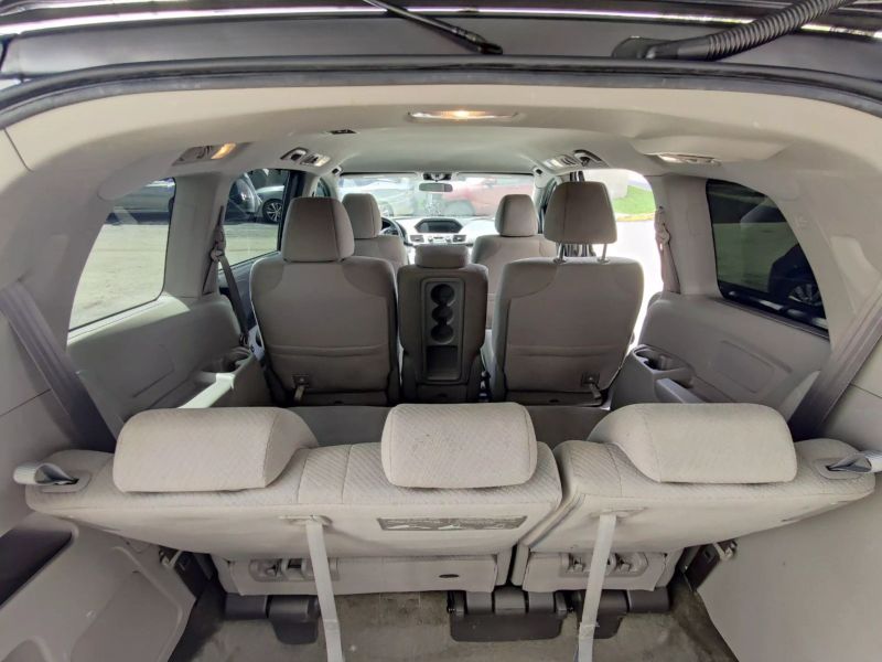2014 HONDA Odyssey Minivan - $14,700