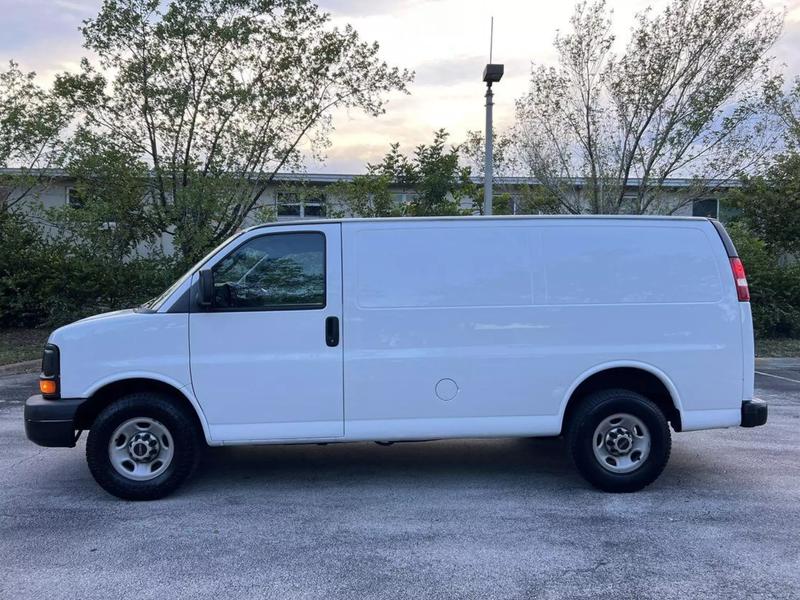 2014 Chevrolet Express Van - $9,900