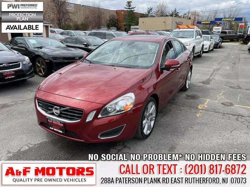 etage samvittighed Diverse Used Volvo S60 in Flamenco Red Metallic For Sale: Check Photos, Prices And  Dealers Near Me | CarBuzz