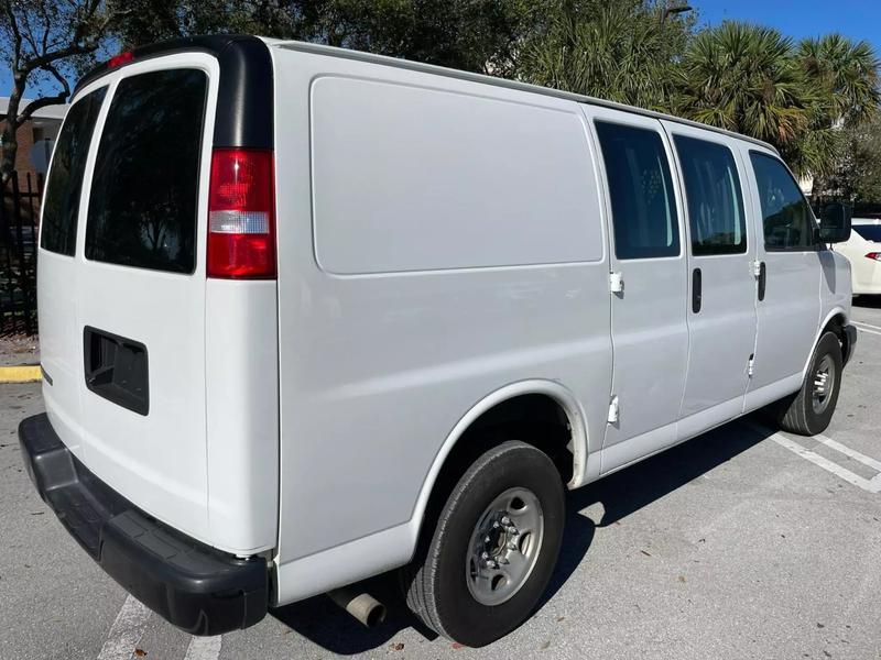2019 Chevrolet Express 2500 Cargo  - $19,999