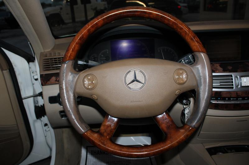 2007 Mercedes-Benz S-Class  - $9,895
