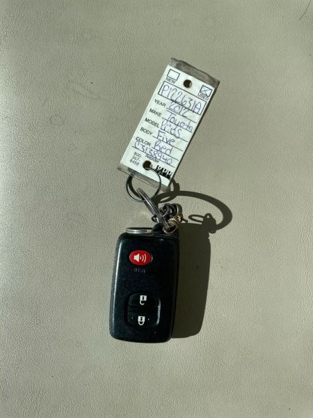 2012 Toyota Prius v  - $11,500