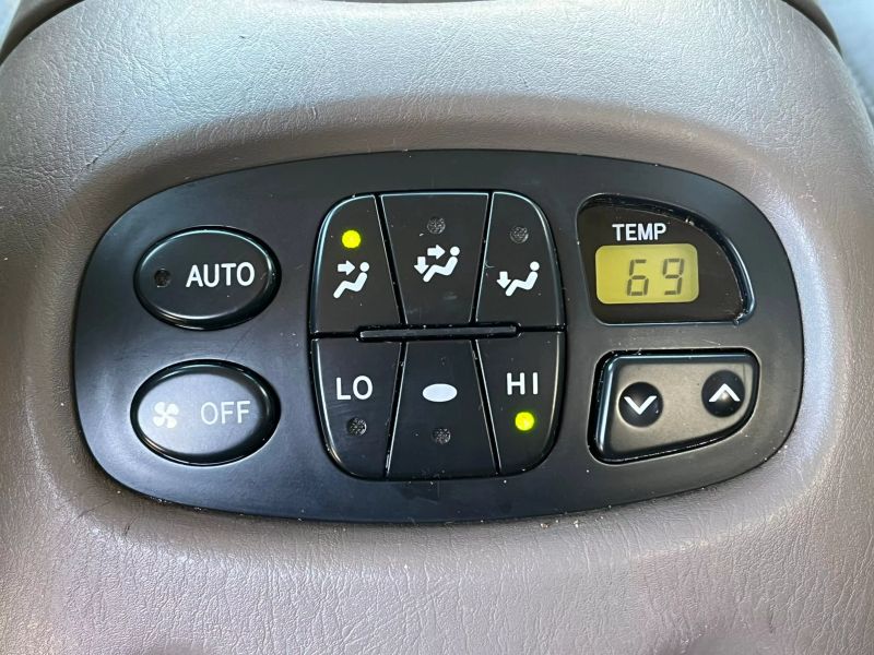 2005 Toyota Sequoia  - $4,995