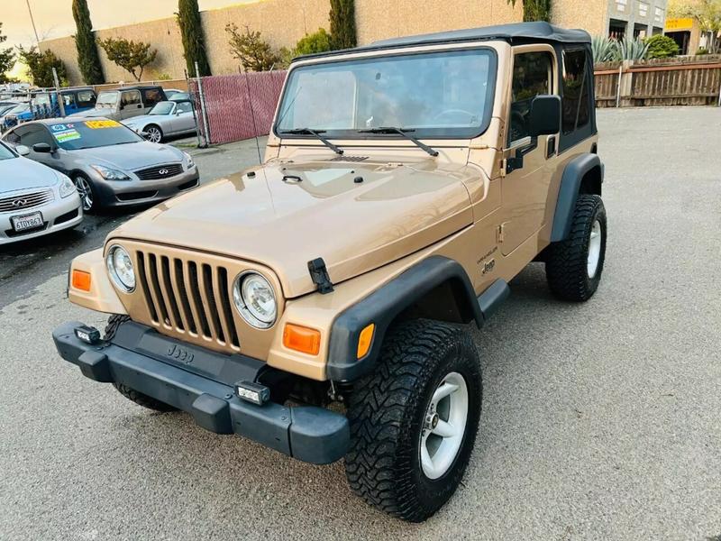 Used Jeep Wrangler Gold For Sale Near Me: Check Photos And Prices | CarBuzz