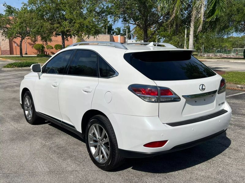 2013 Lexus RX SUV - $15,500