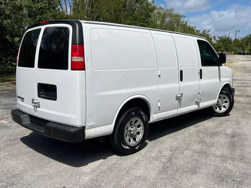 2013 CHEVROLET Express Van - $13,900