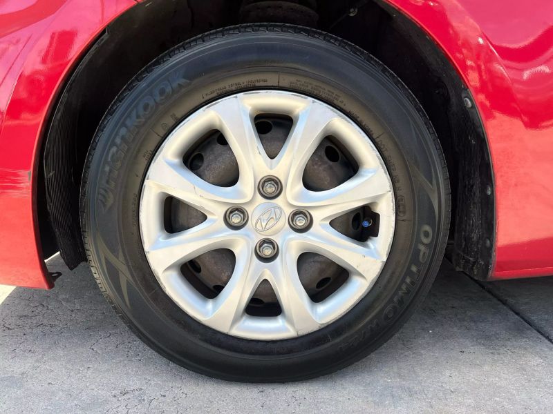 2013 Hyundai Accent  - $6,995