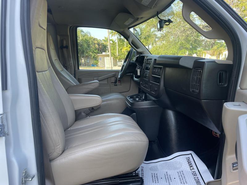 2018 Chevrolet Express 2500 Cargo  - $16,990