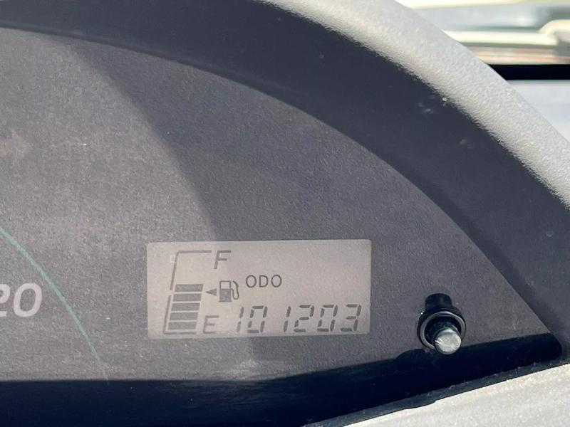 2008 Toyota Yaris Hatchback - $6,400
