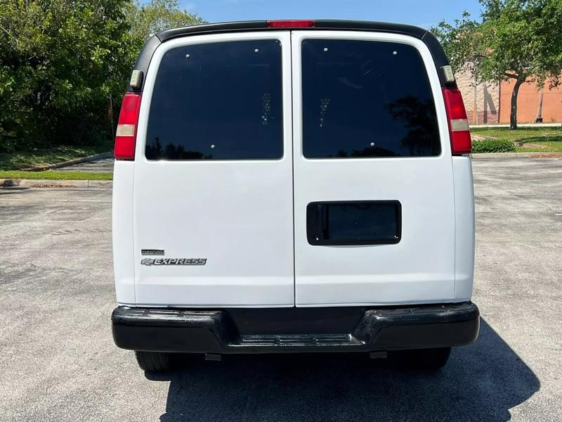 2010 Chevrolet Express Van - $14,900