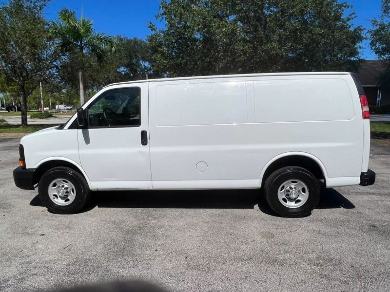 2015 Chevrolet Express 2500 Cargo  - $16,499