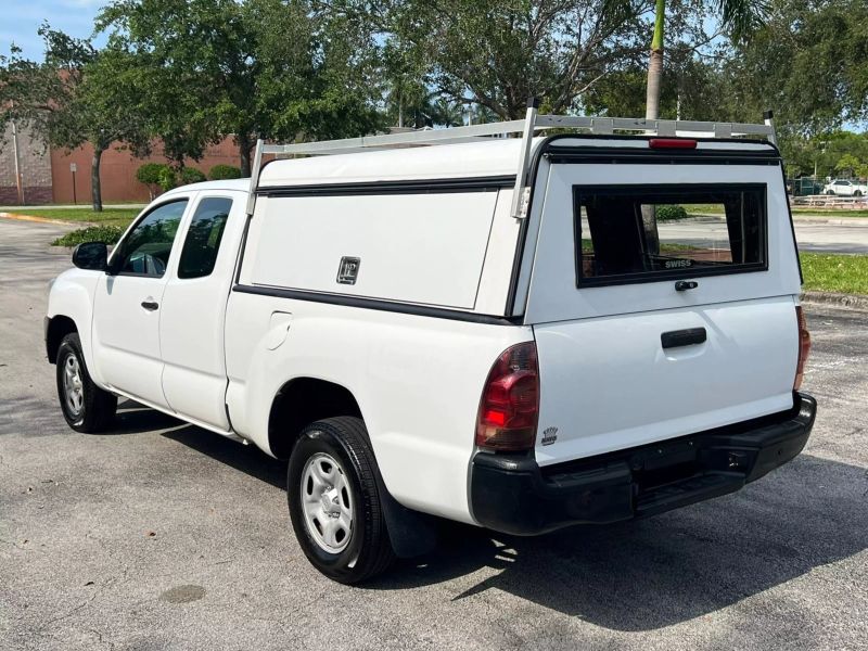 2013 Toyota Tacoma Access Cab  - $14,900
