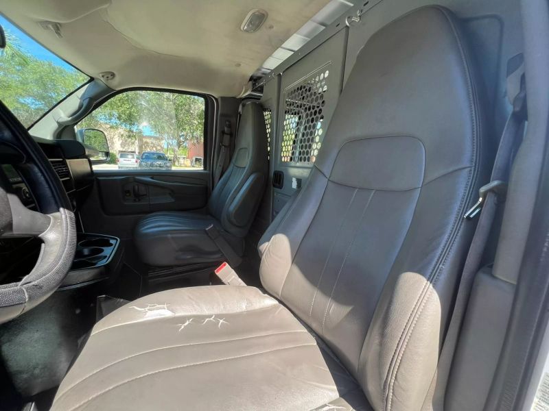 2015 Chevrolet Express 2500 Cargo  - $16,499
