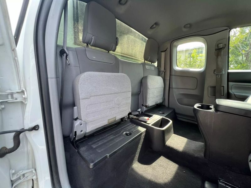 2013 Toyota Tacoma Access Cab  - $14,900