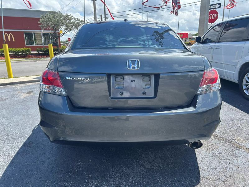 2010 HONDA Accord Sedan - $9,900