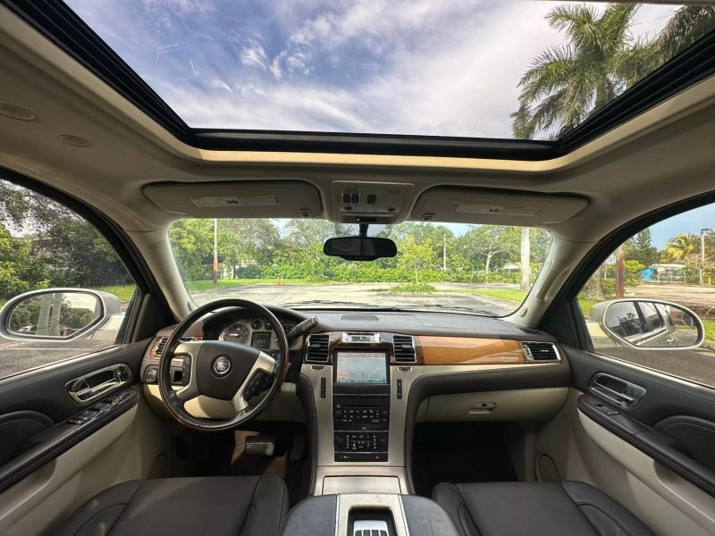 2011 Cadillac Escalade ESV  - $15,499