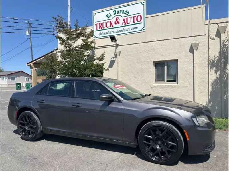 2019 Chrysler 300 S