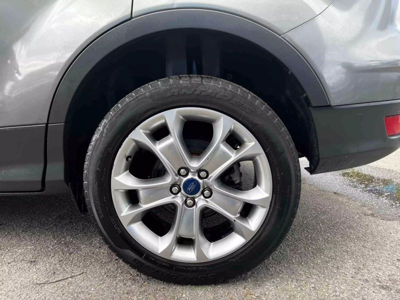 2014 FORD Escape SUV / Crossover - $6,995