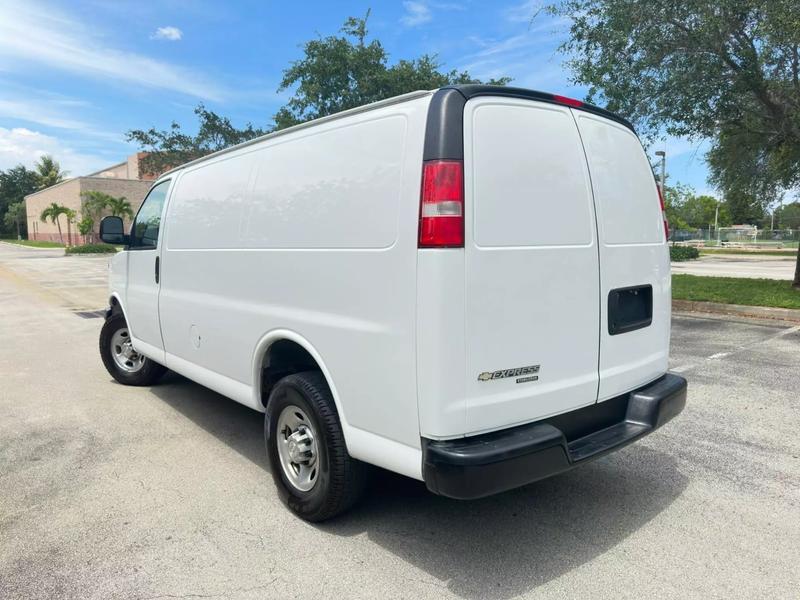 2015 Chevrolet Express Van - $19,900