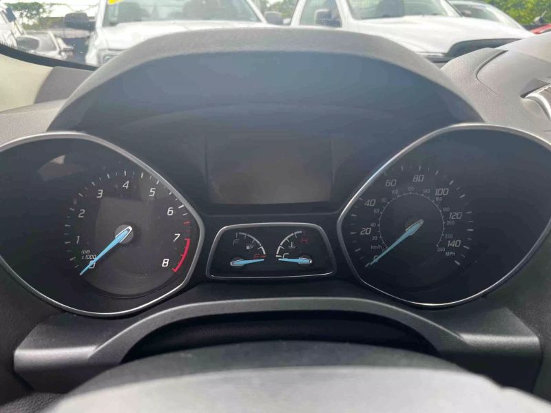 2014 FORD Escape SUV / Crossover - $6,995