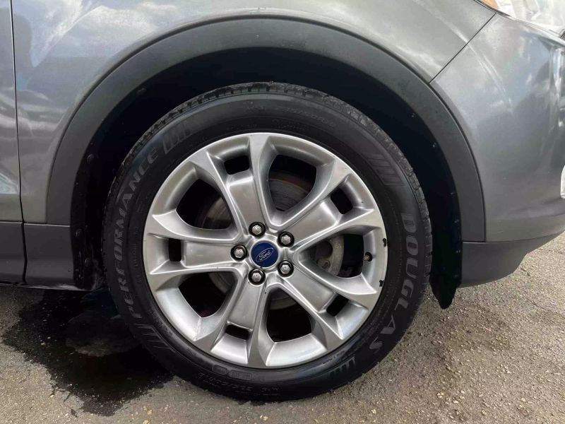 2014 FORD Escape SUV / Crossover - $6,995