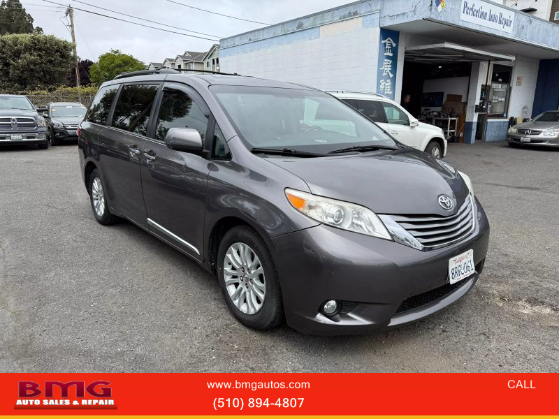 2017 Toyota Sienna XLE
