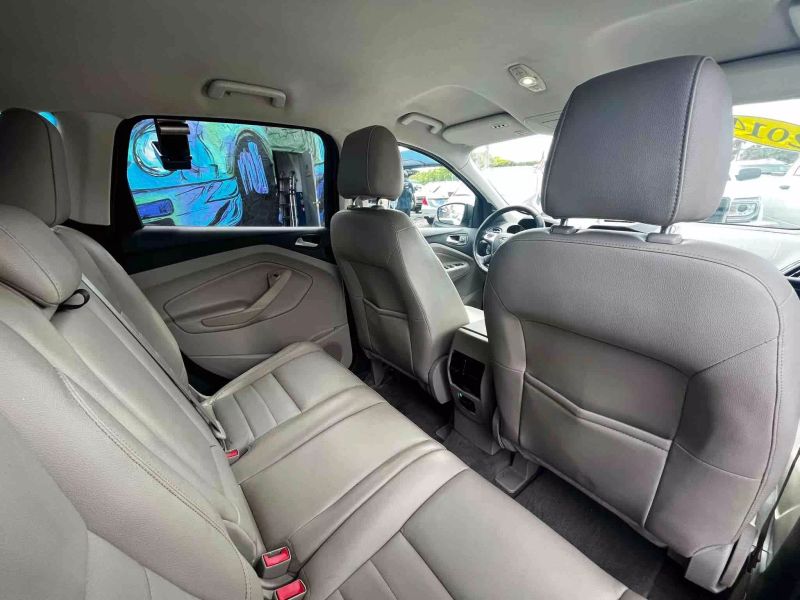 2014 FORD Escape SUV / Crossover - $6,995