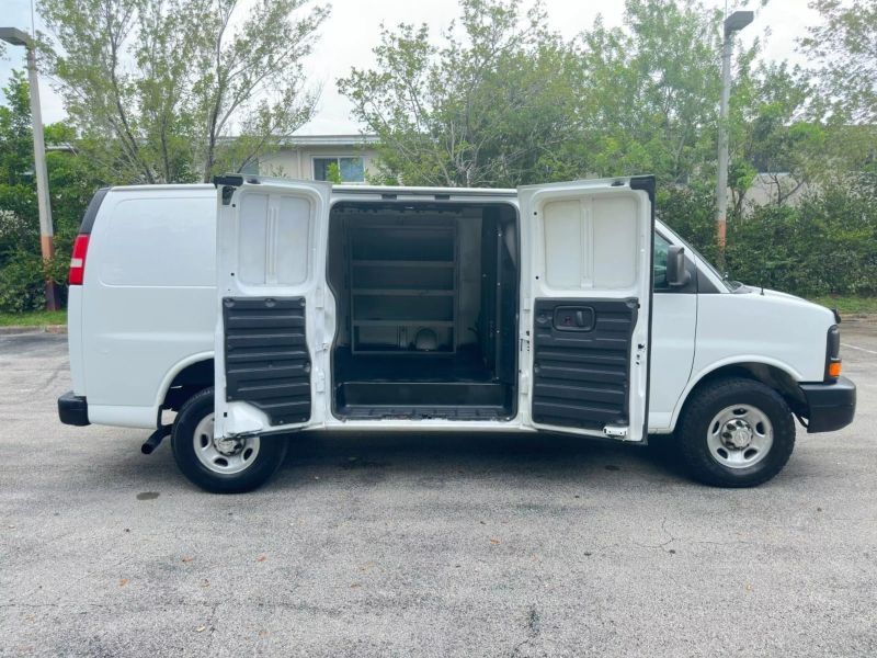 2015 Chevrolet Express Van - $19,900