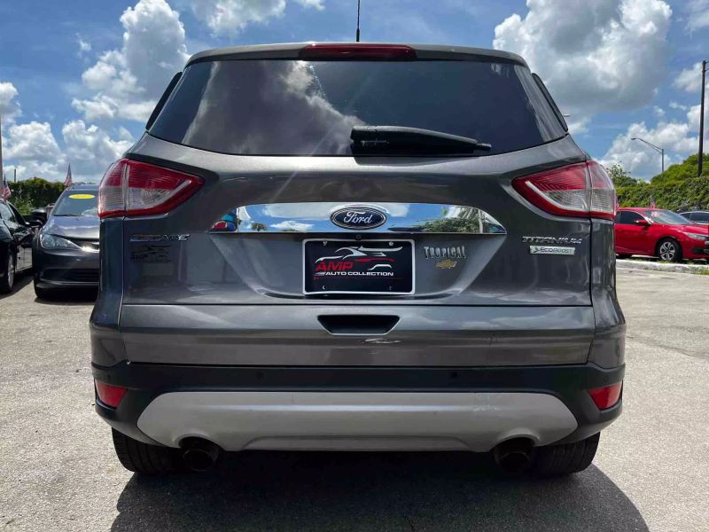2014 FORD Escape SUV / Crossover - $6,995