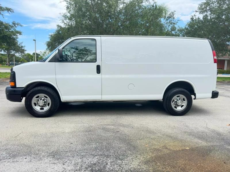 2015 Chevrolet Express Van - $19,900