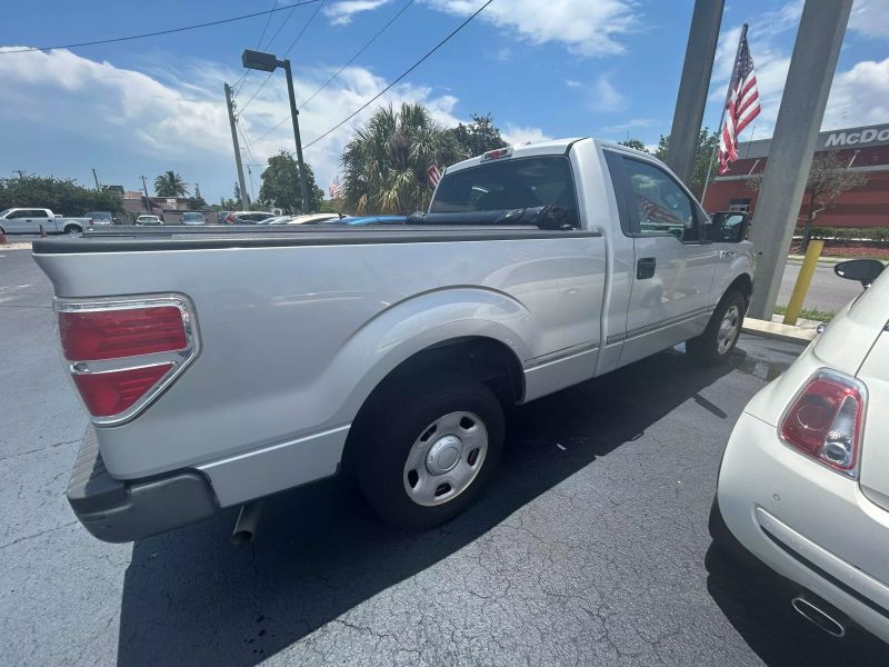 2009 FORD F-150 Pickup - $8,900