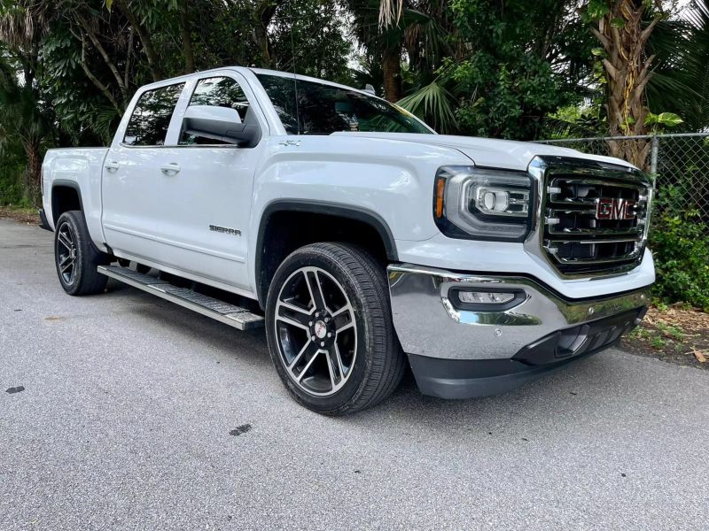 2018 GMC Sierra Pickup - $29,990
