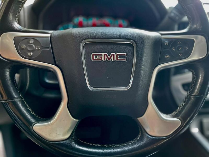 2018 GMC Sierra Pickup - $29,990