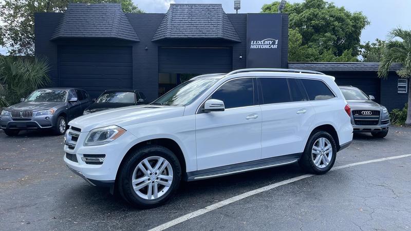 2014 MERCEDES-BENZ GL-Class SUV / Crossover - $14,888