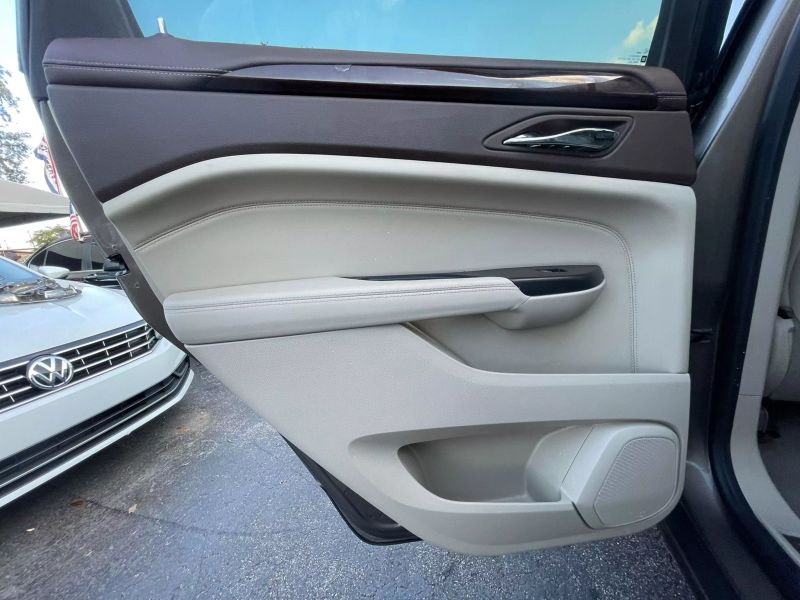 2015 CADILLAC SRX SUV / Crossover - $8,995