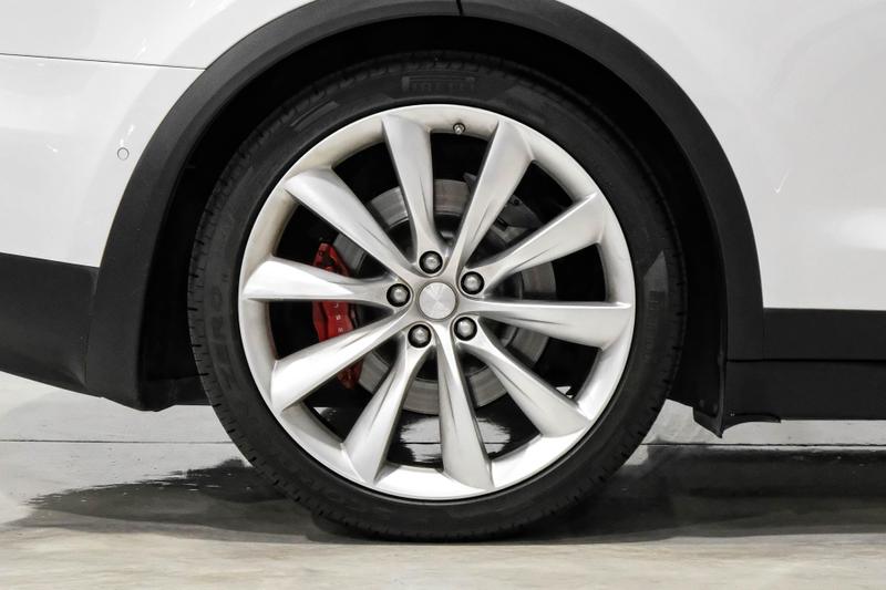 2016 Tesla Model X P90D Sport Utility 4D 48