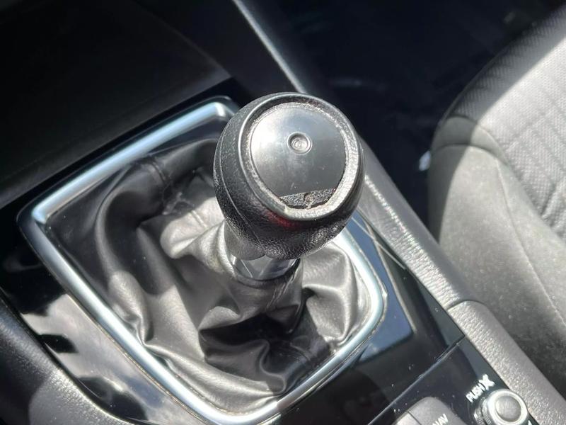 2015 MAZDA Mazda3 Hatchback - $6,985
