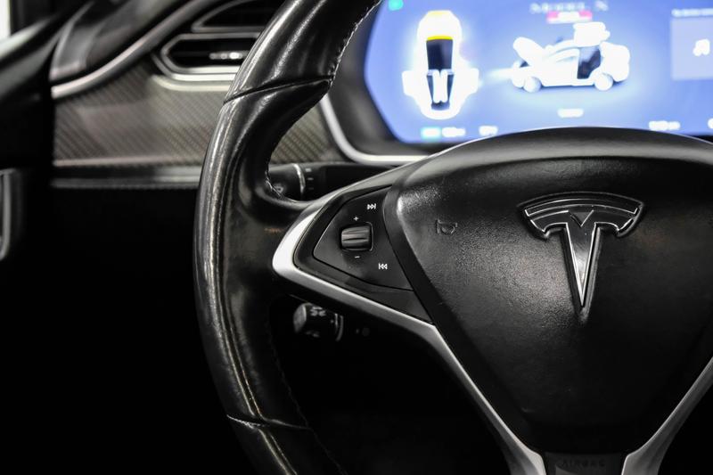 2016 Tesla Model X P90D Sport Utility 4D 18