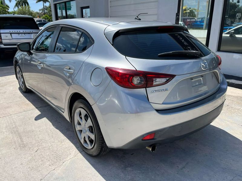 2015 MAZDA Mazda3 Hatchback - $6,985