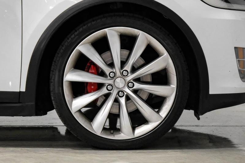 2016 Tesla Model X P90D Sport Utility 4D 49
