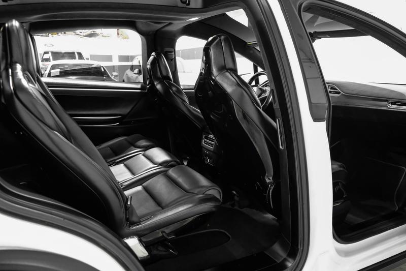 2016 Tesla Model X P90D Sport Utility 4D 34