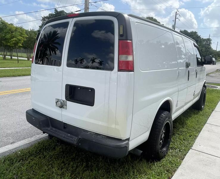 2017 Chevrolet Express Van - $14,990