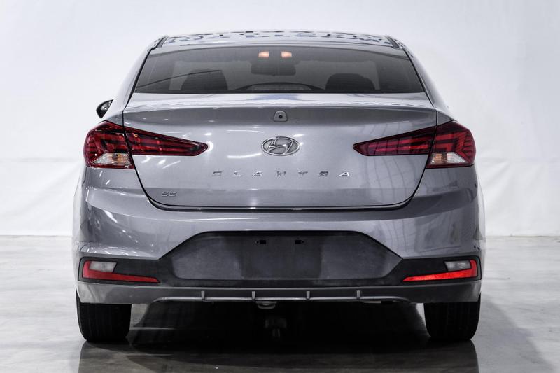 2019 Hyundai Elantra SE Sedan 4D 7
