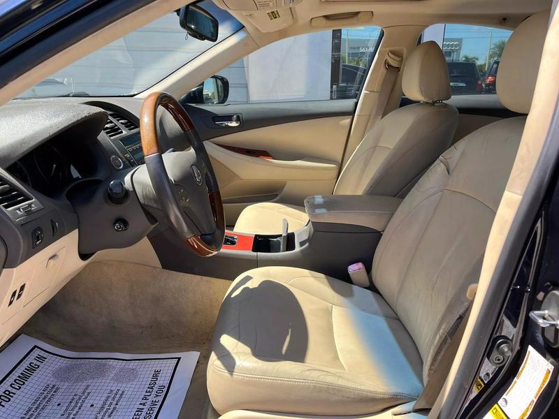2007 LEXUS ES Sedan - $8,495