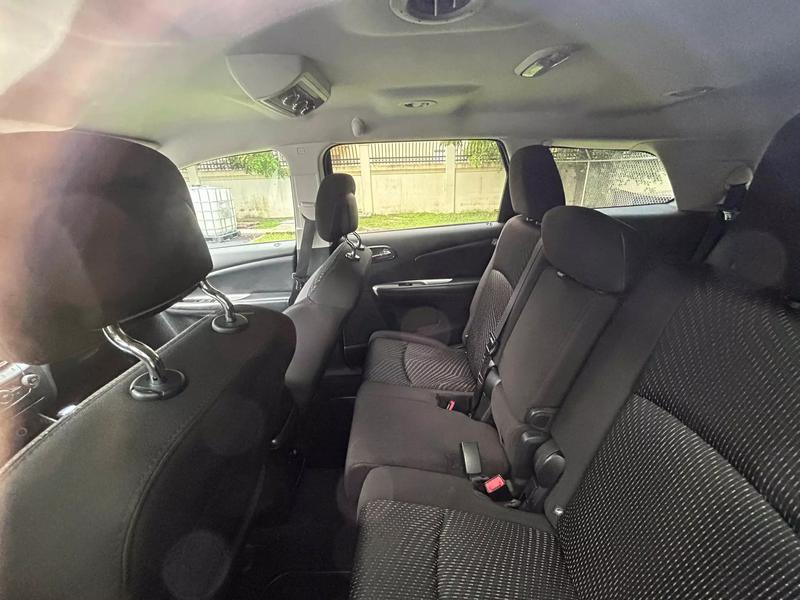 2014 DODGE Journey SUV / Crossover - $9,900